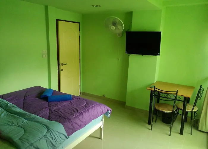 Gh Hostel Ramkhamhaeng Ostello *